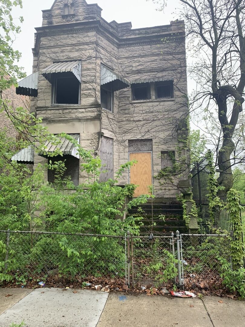 Property Photo:  1640 S Millard Avenue  IL 60623 