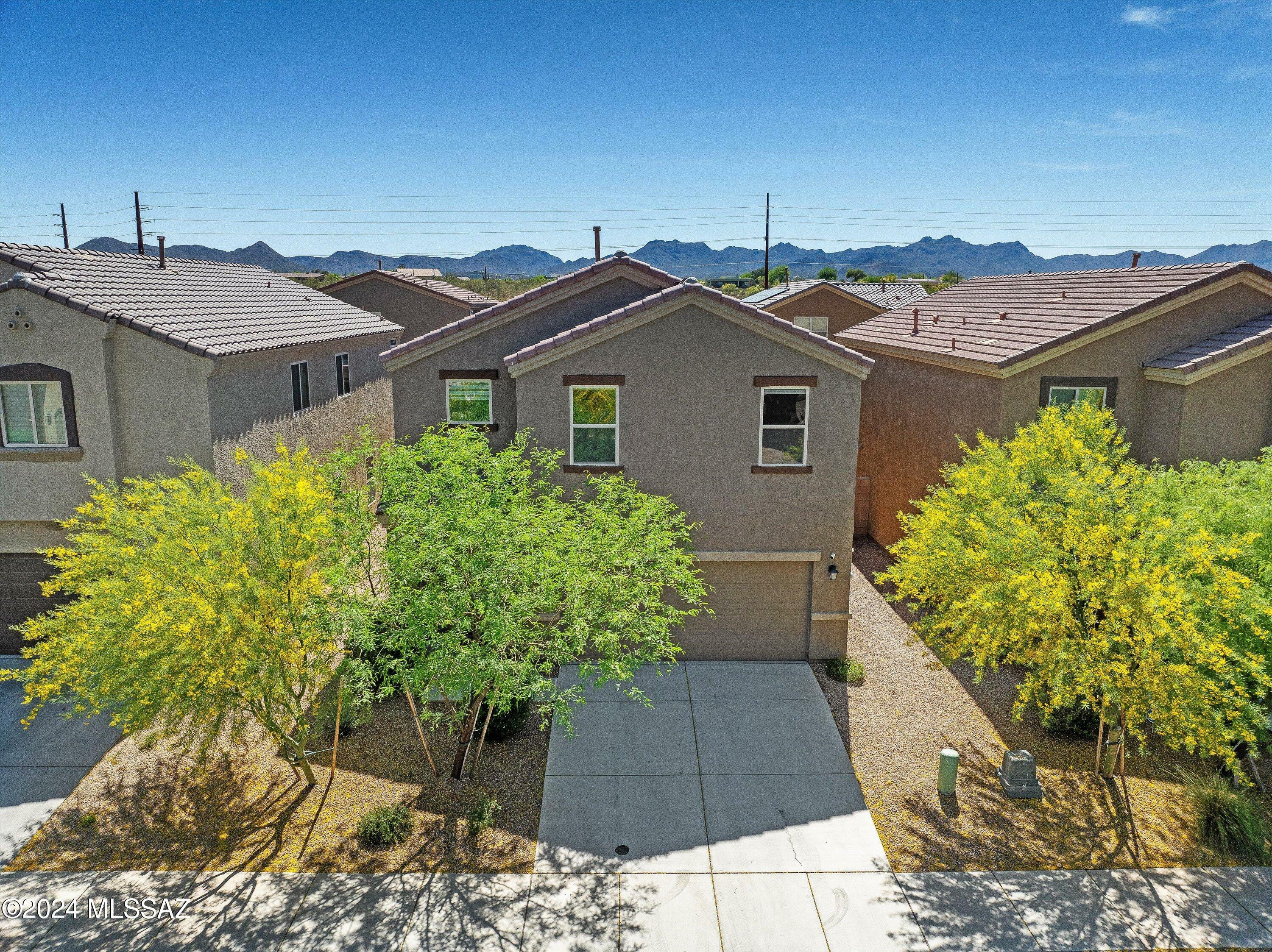 Property Photo:  3311 N Dales Crossing Drive  AZ 85745 