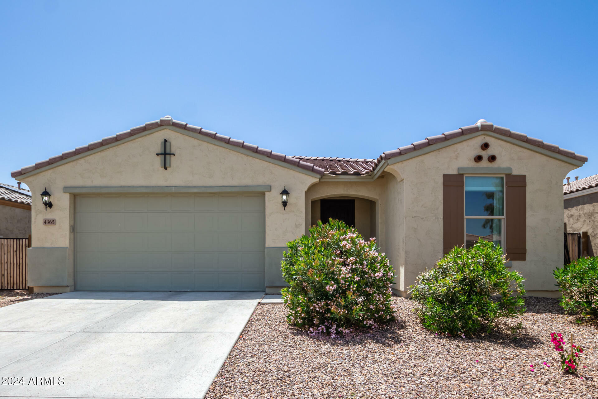 Property Photo:  4365 W Pelotazo Way  AZ 85144 