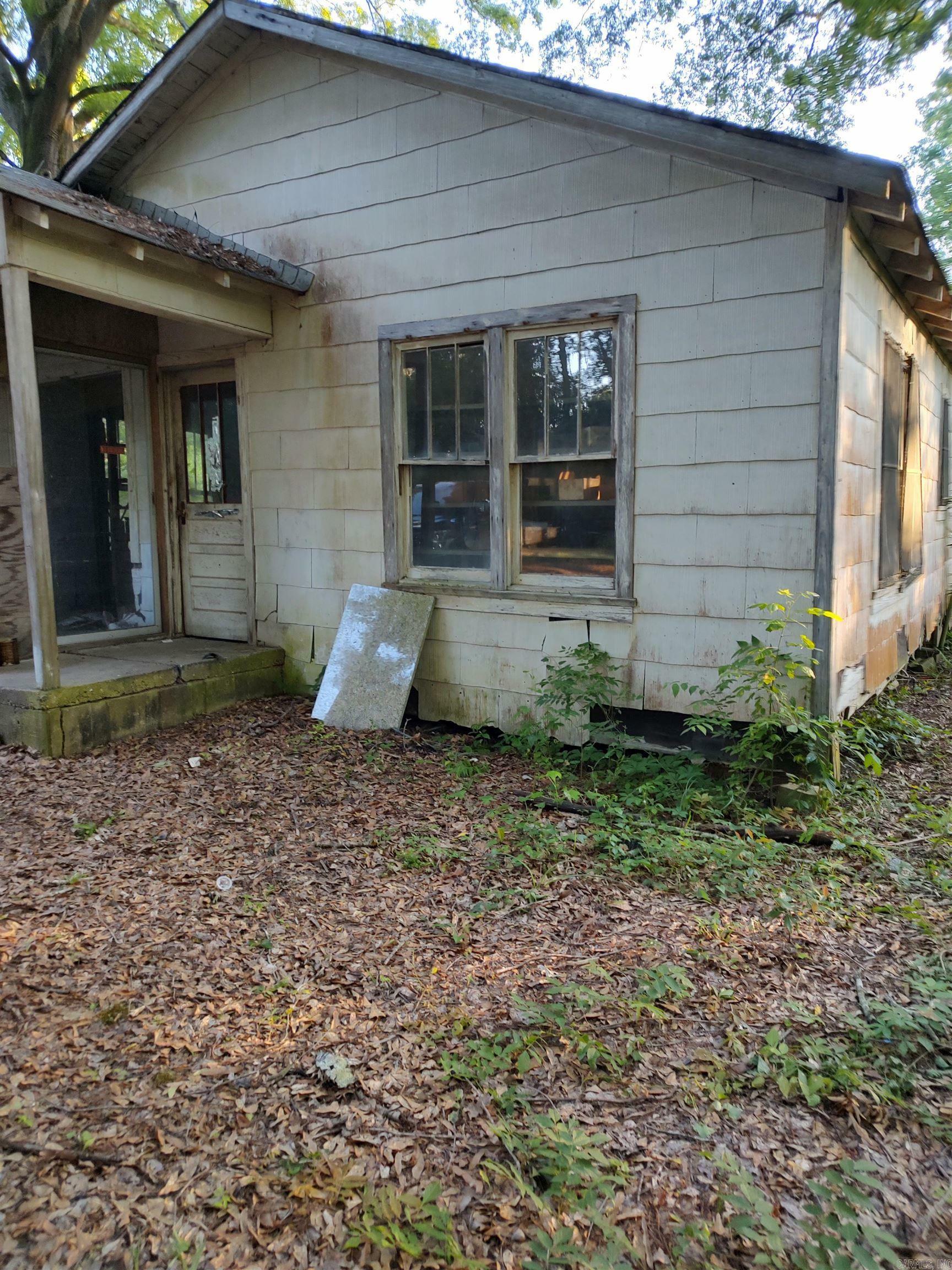 Property Photo:  1270 Flagstaff Avenue  AR 71701 