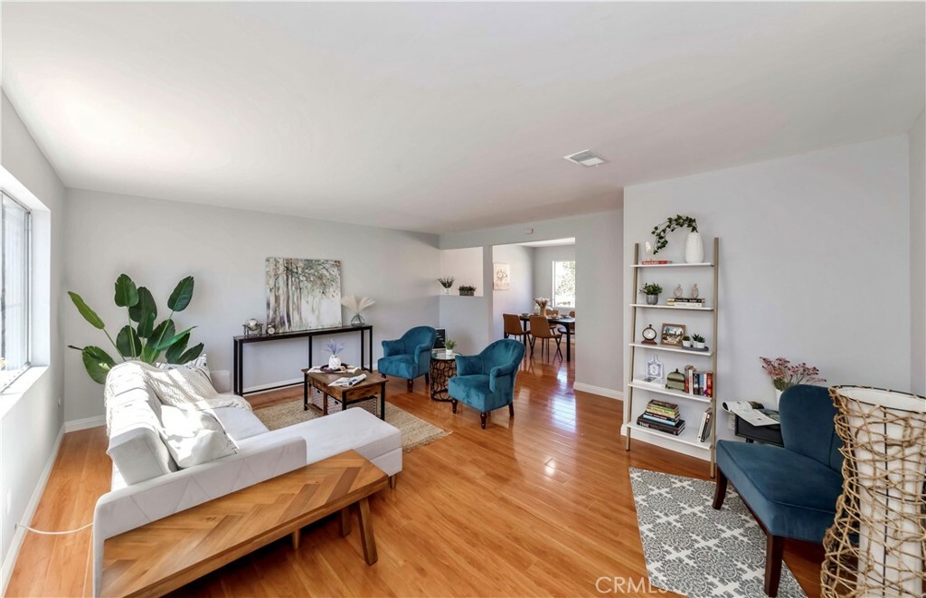 Property Photo:  552 E Newmark Avenue C  CA 91755 