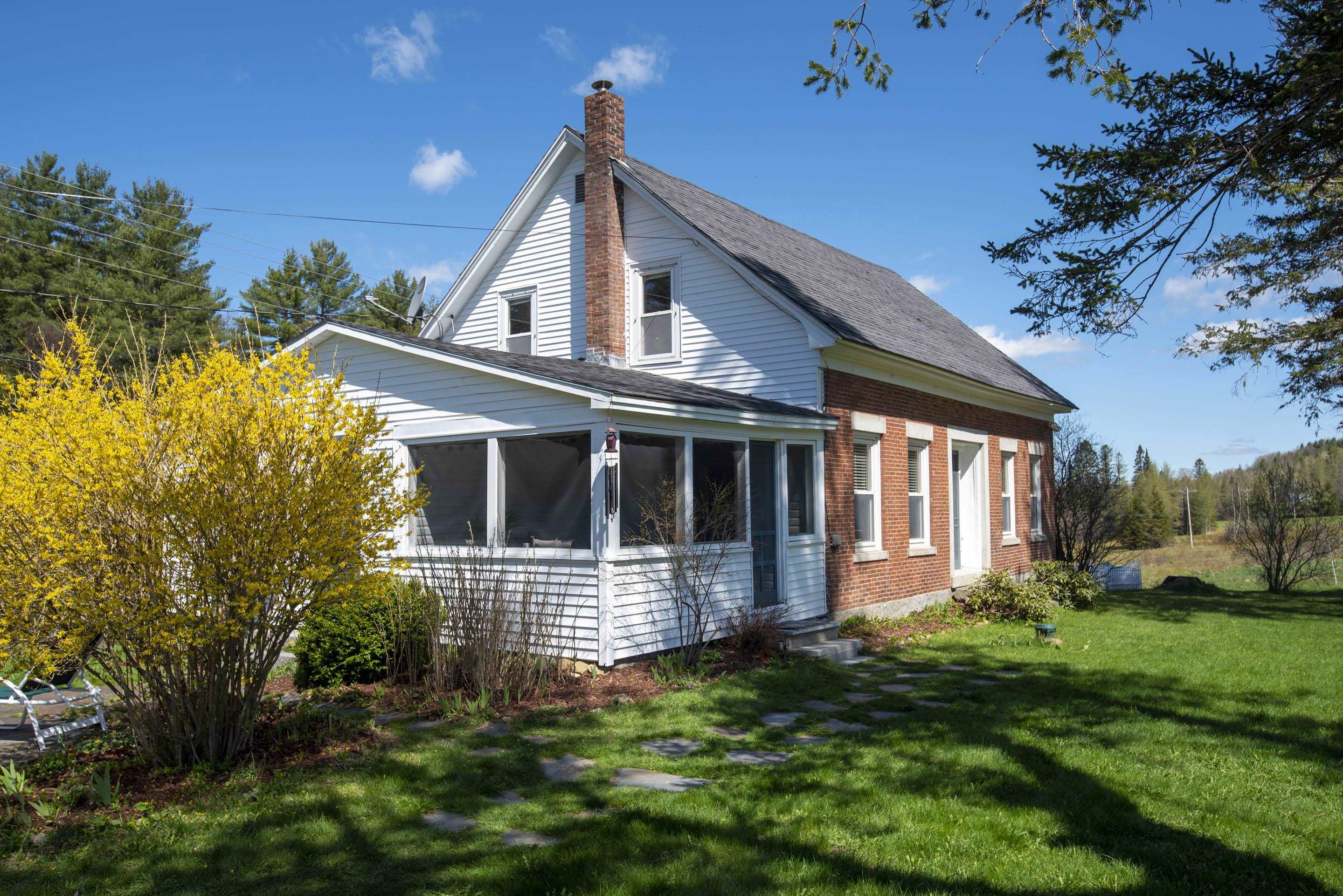 Property Photo: 4614 Brook Road VT 05667