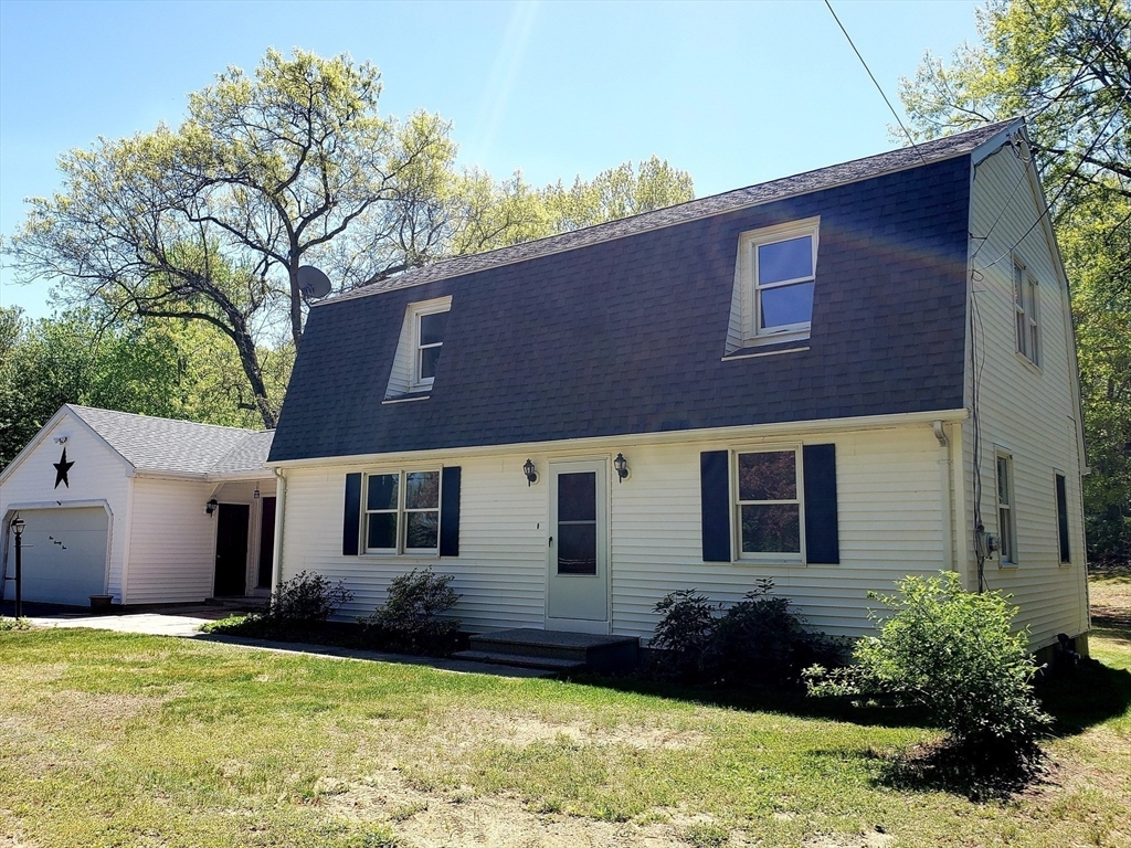 Property Photo:  974 Russell Road  MA 01085 