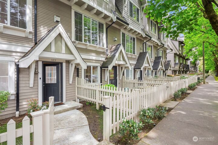 Property Photo:  18211 NE 95th Way 105  WA 98052 
