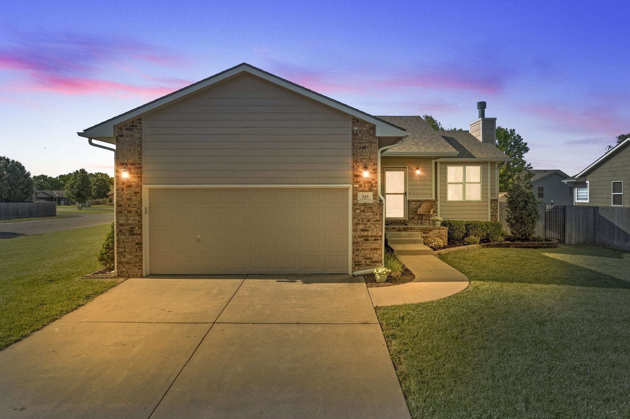 Property Photo:  343 E Wessels Cir  KS 67110 