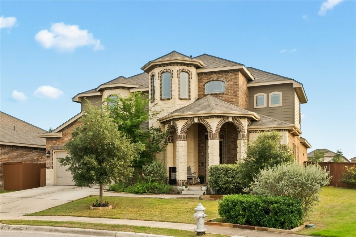 Property Photo:  3721 Cinkapin Drive  TX 78666 