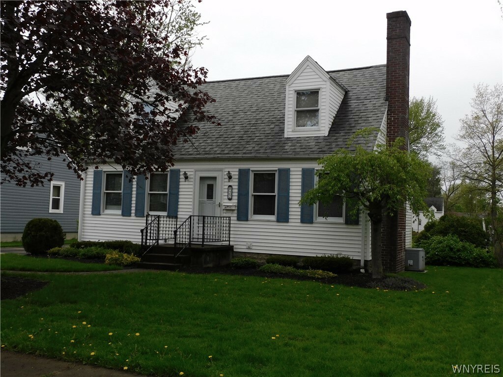 Property Photo: 22 Martha Place NY 14075