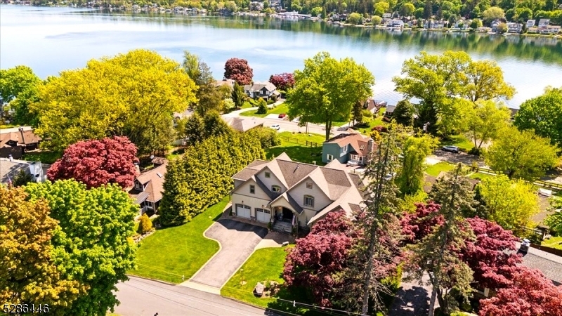 Property Photo: 10 Heighwood Trl NJ 07871