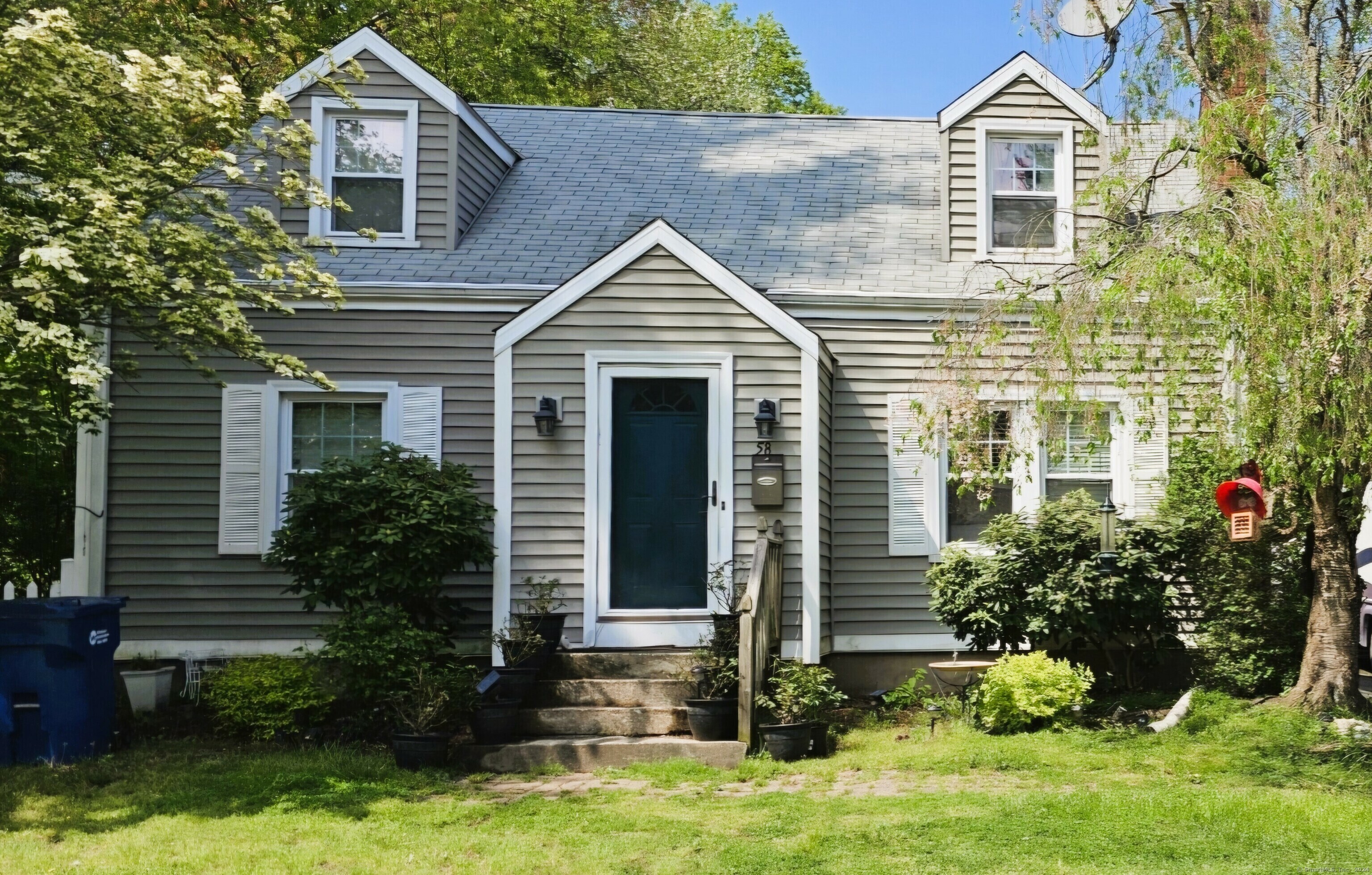 Property Photo:  58 Giddings Avenue  CT 06095 