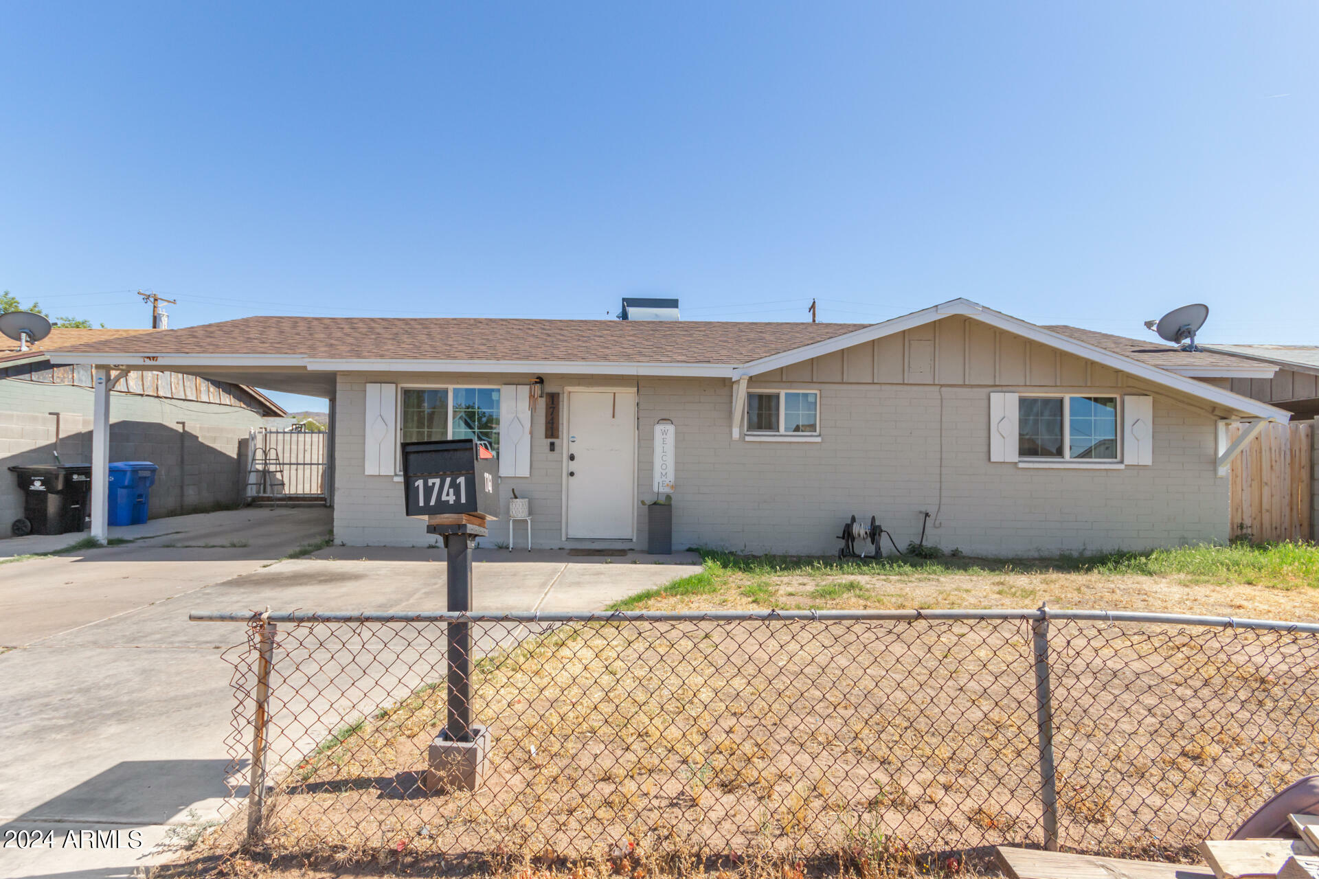 Property Photo:  1741 E Chambers Street  AZ 85040 