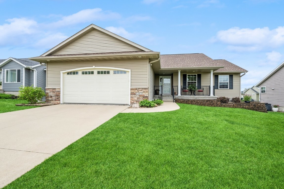 Property Photo:  5503 Ruhd Street SW  IA 52404 