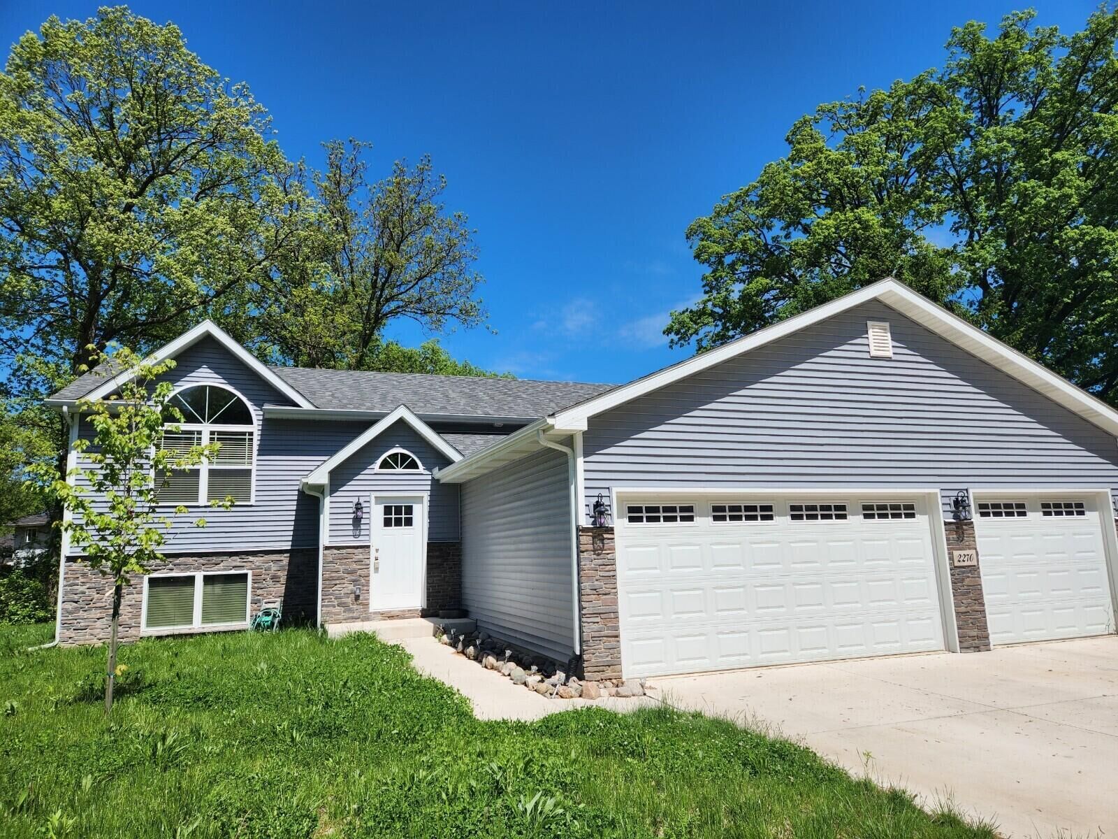 Property Photo:  2270 Deerview Drive  IN 46368 