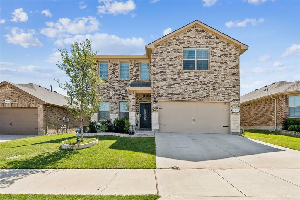 Property Photo:  2313 Hickory Grove Trail  TX 76108 