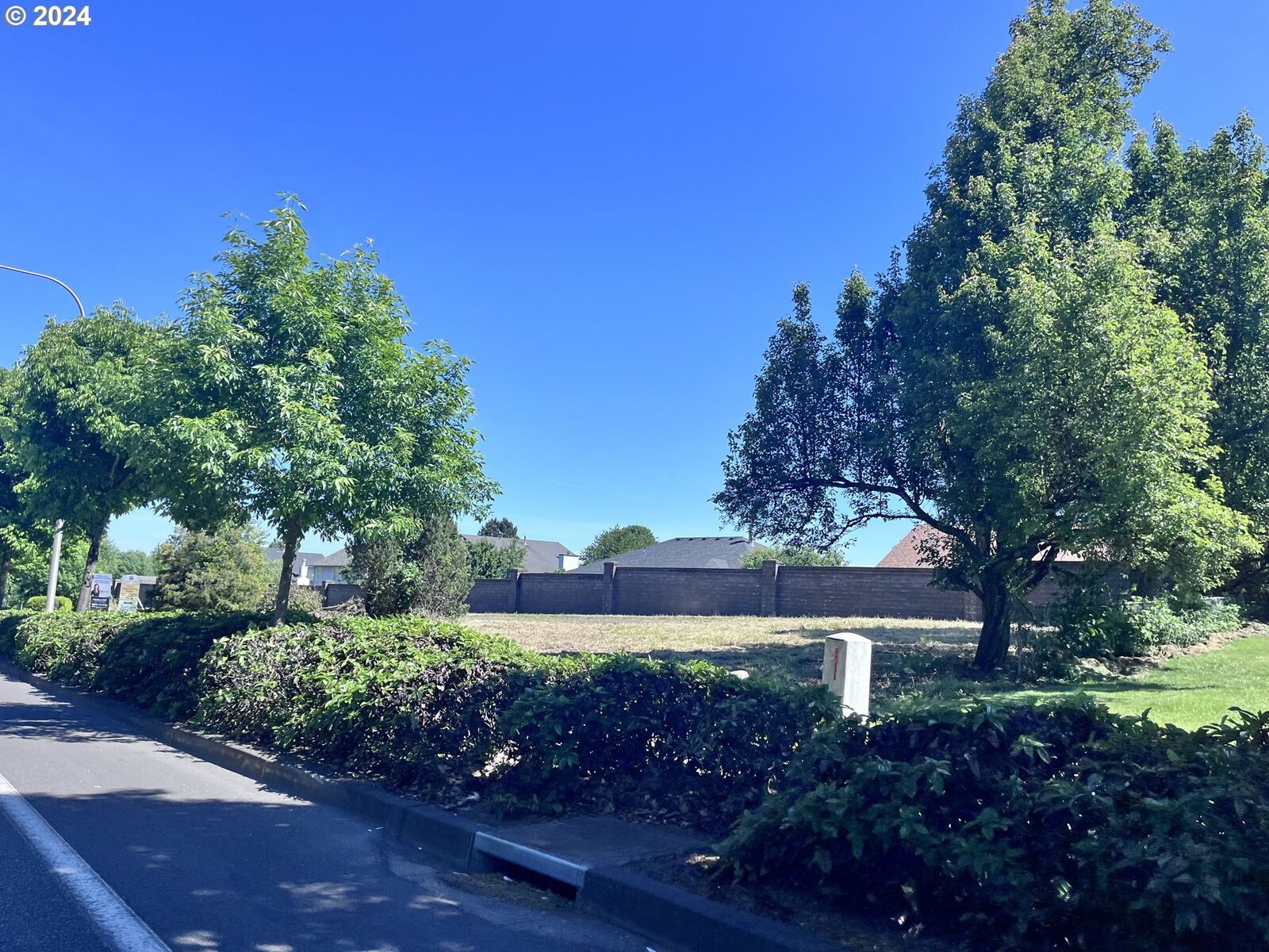 Property Photo:  13600 SE Sunnyside Rd  OR 97015 