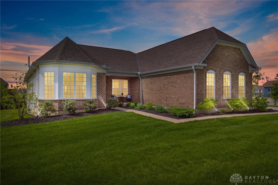 Property Photo: 1169 Lancashire Drive OH 45385