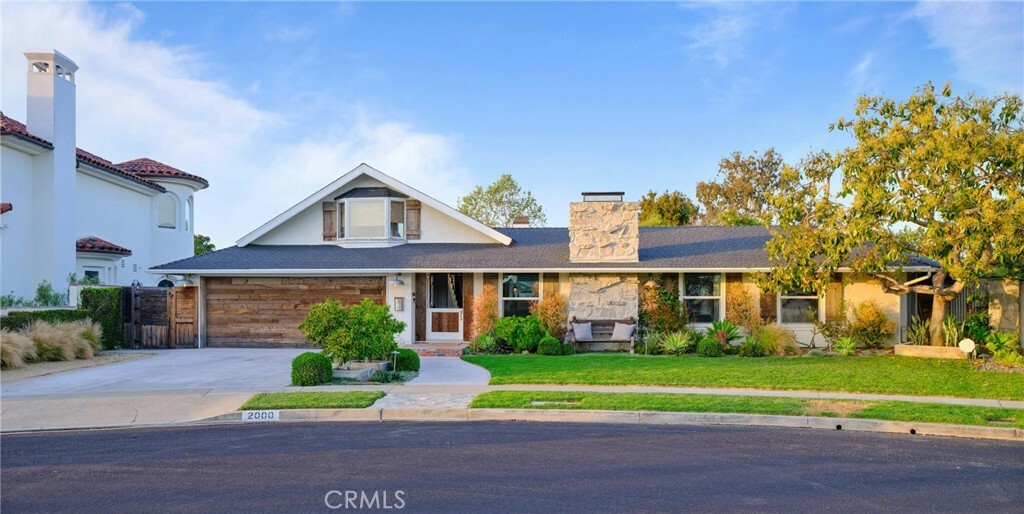 Property Photo: 2000 Marlin Way CA 92660
