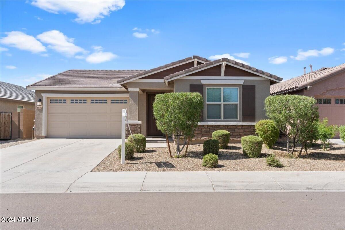 Property Photo: 9516 W Trumbull Road AZ 85353