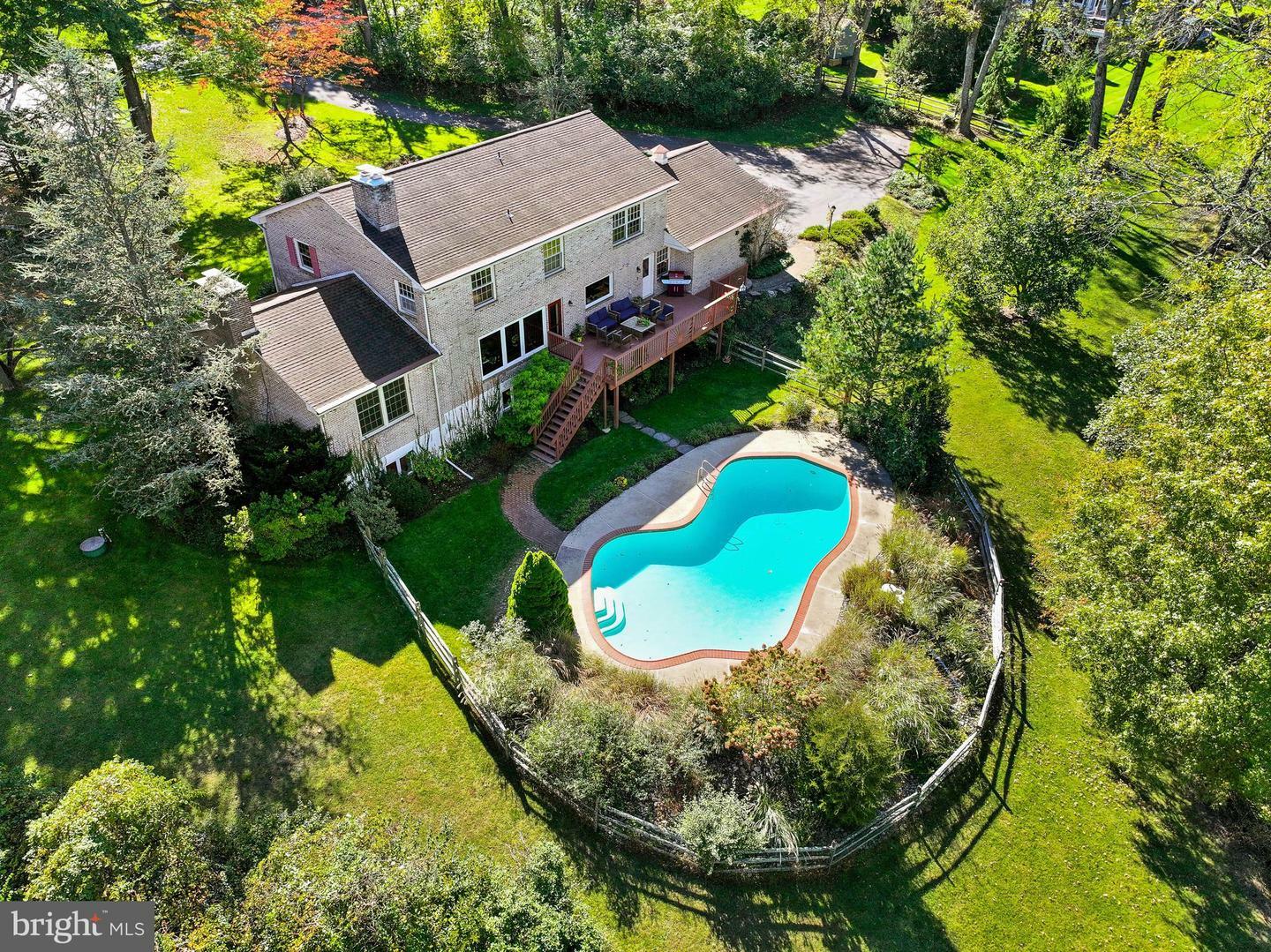 Property Photo: 13 Stoneybrook Lane PA 19355
