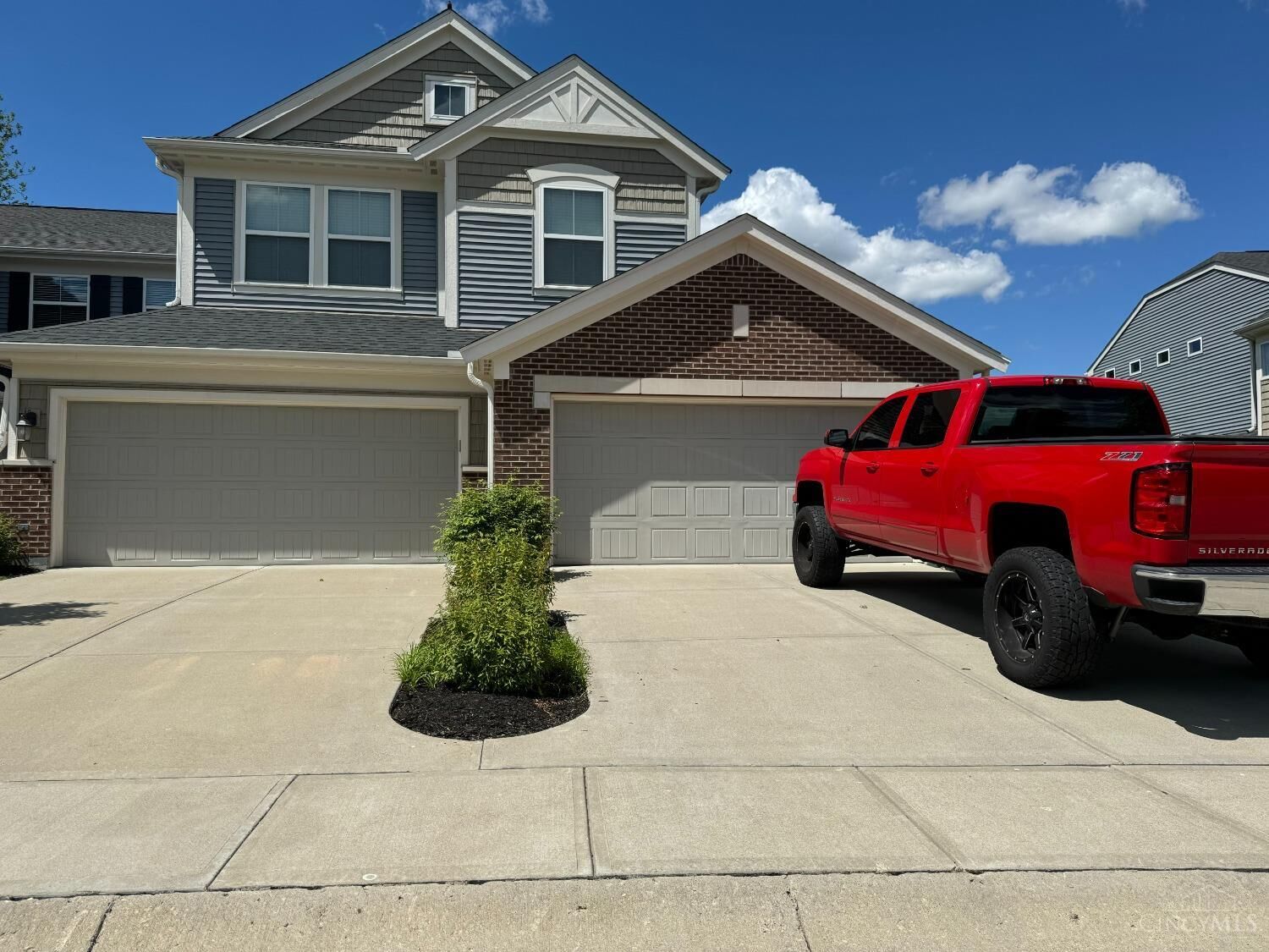 Property Photo: 4430 Fairway Lane OH 45036