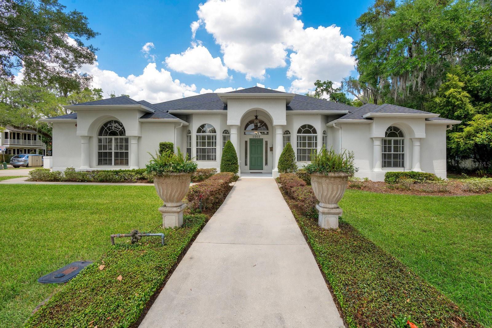 Property Photo: 1503 Palmer Avenue FL 32789