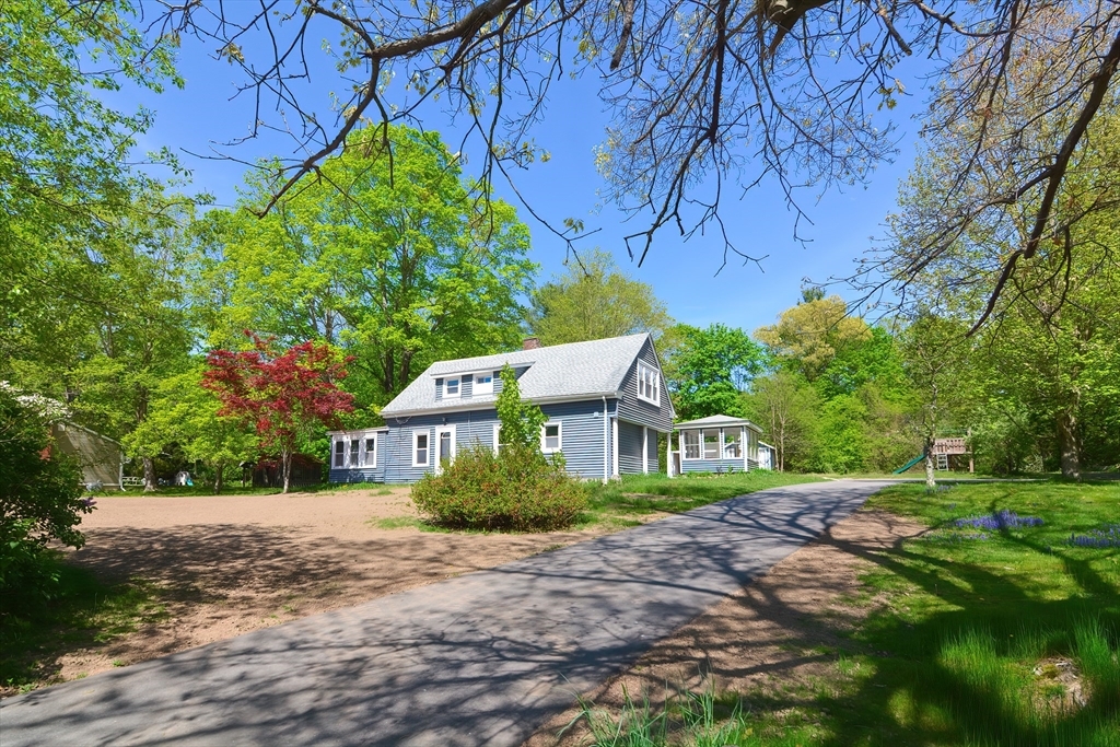 Property Photo:  169 Concord Street  MA 01746 