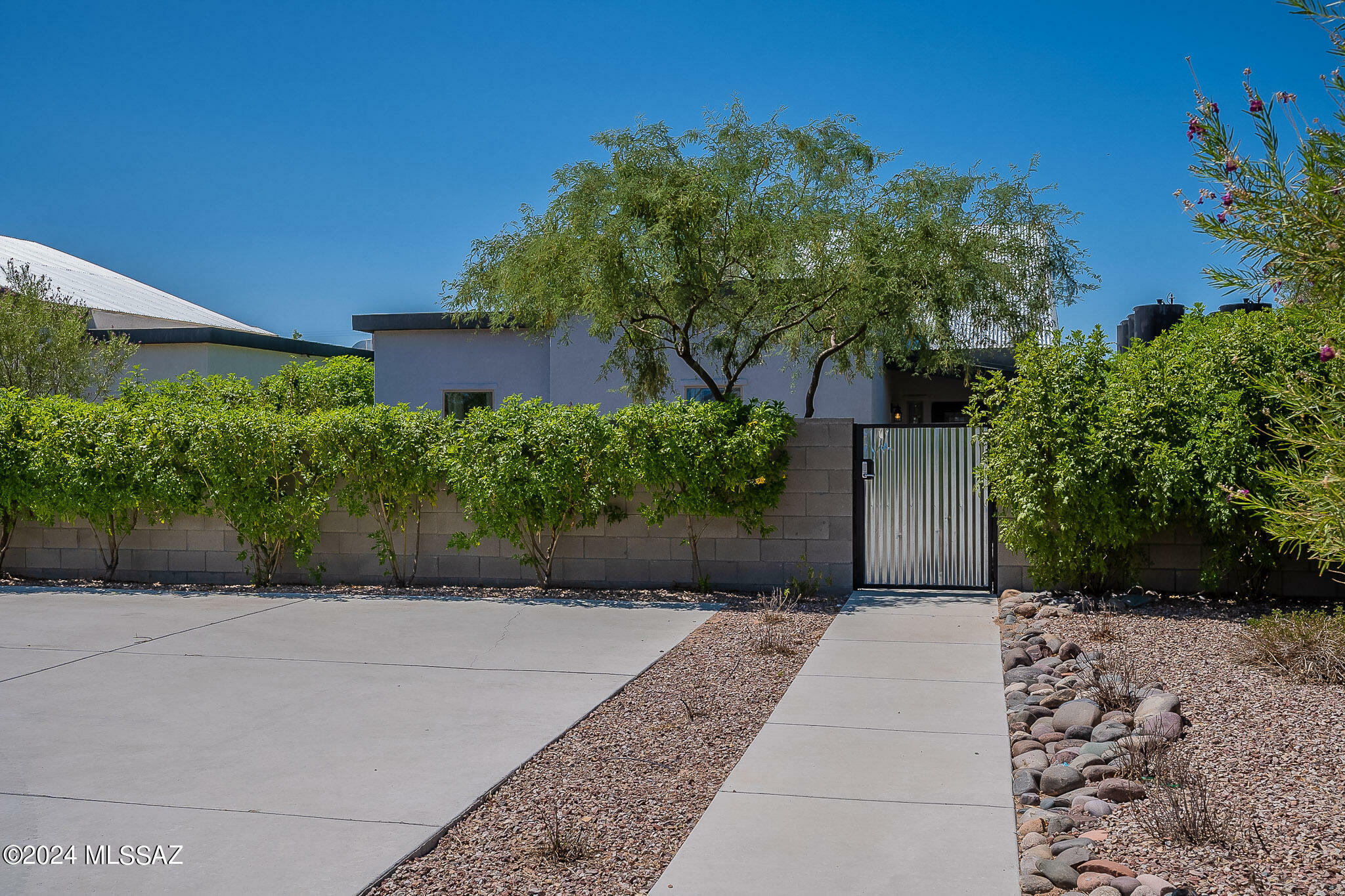 Property Photo:  934 S Fremont Avenue  AZ 85719 