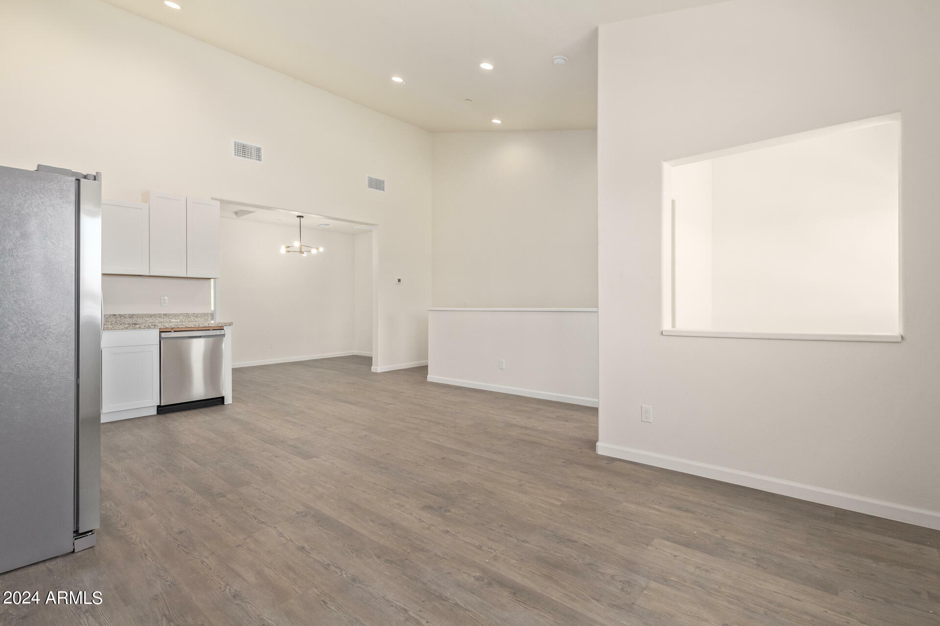 Property Photo:  4911 W Myrtle Avenue 129  AZ 85301 