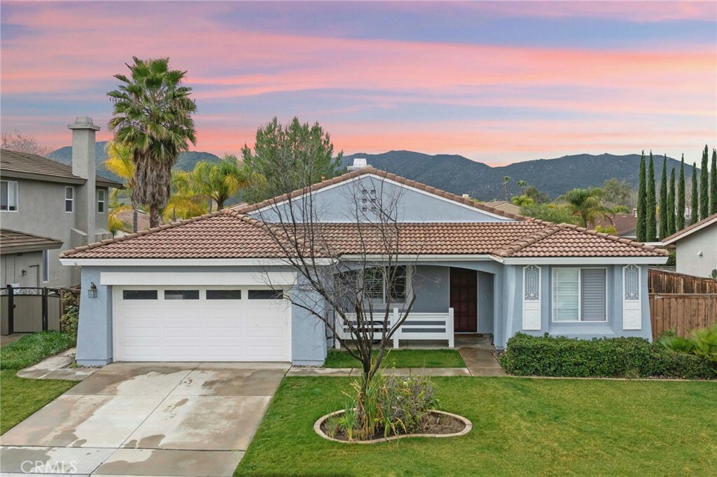 Property Photo:  23817 Barberry Place  CA 92562 