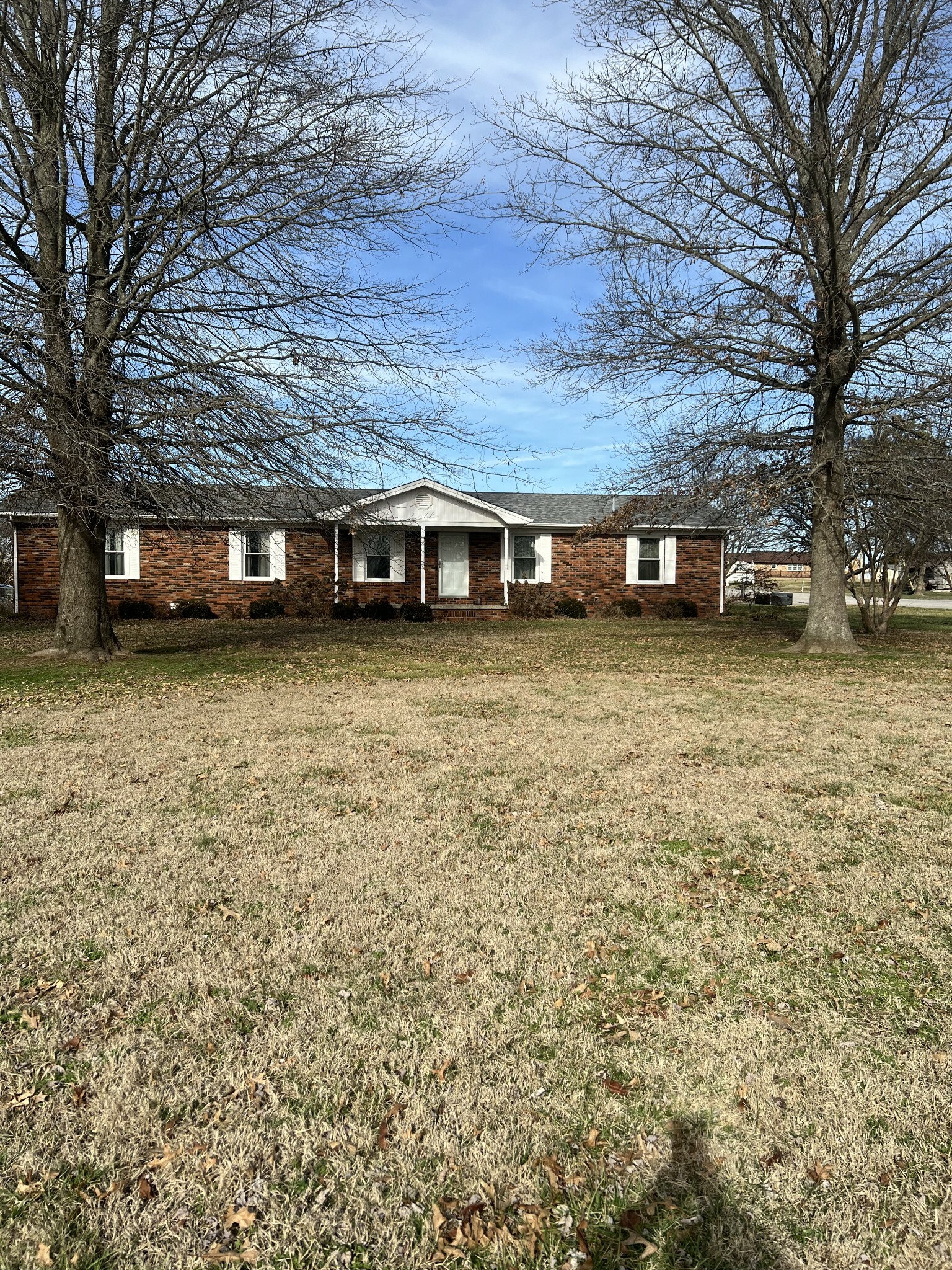 Property Photo:  442 Brattontown Cir  TN 37083 