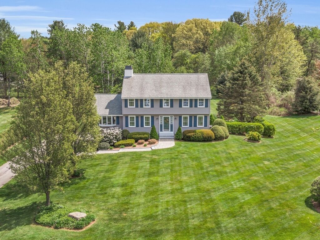 Property Photo:  11 Tanglewood Drive  MA 01824 