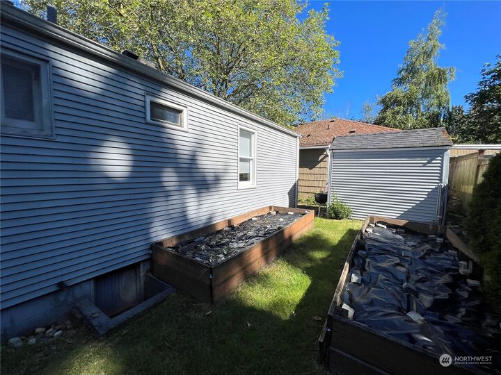 Property Photo:  8056 17th Avenue NW  WA 98117 