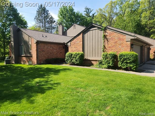 Property Photo:  1908 Christy  MI 48309 