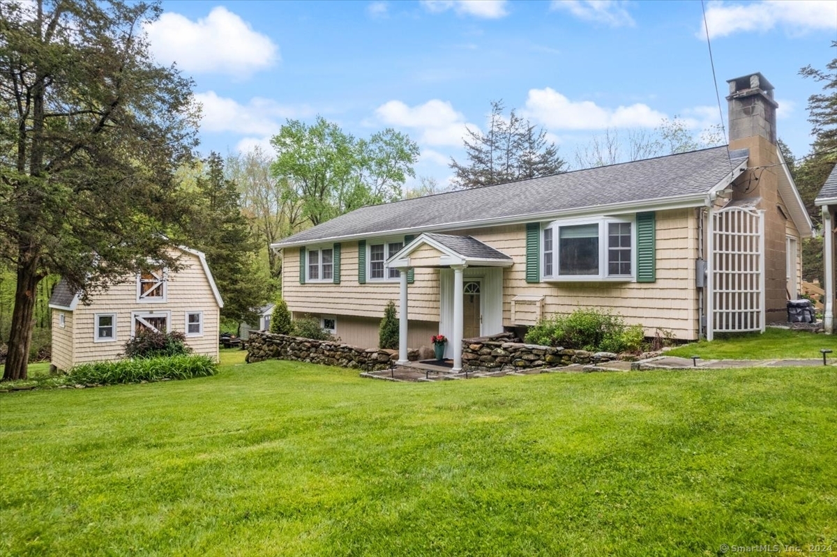 Property Photo:  534 Green Hill Road  CT 06443 