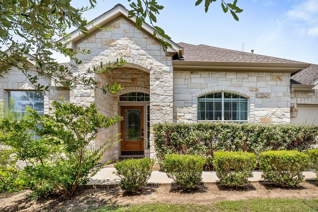 Property Photo:  492 Ledge Stone Drive  TX 78737 