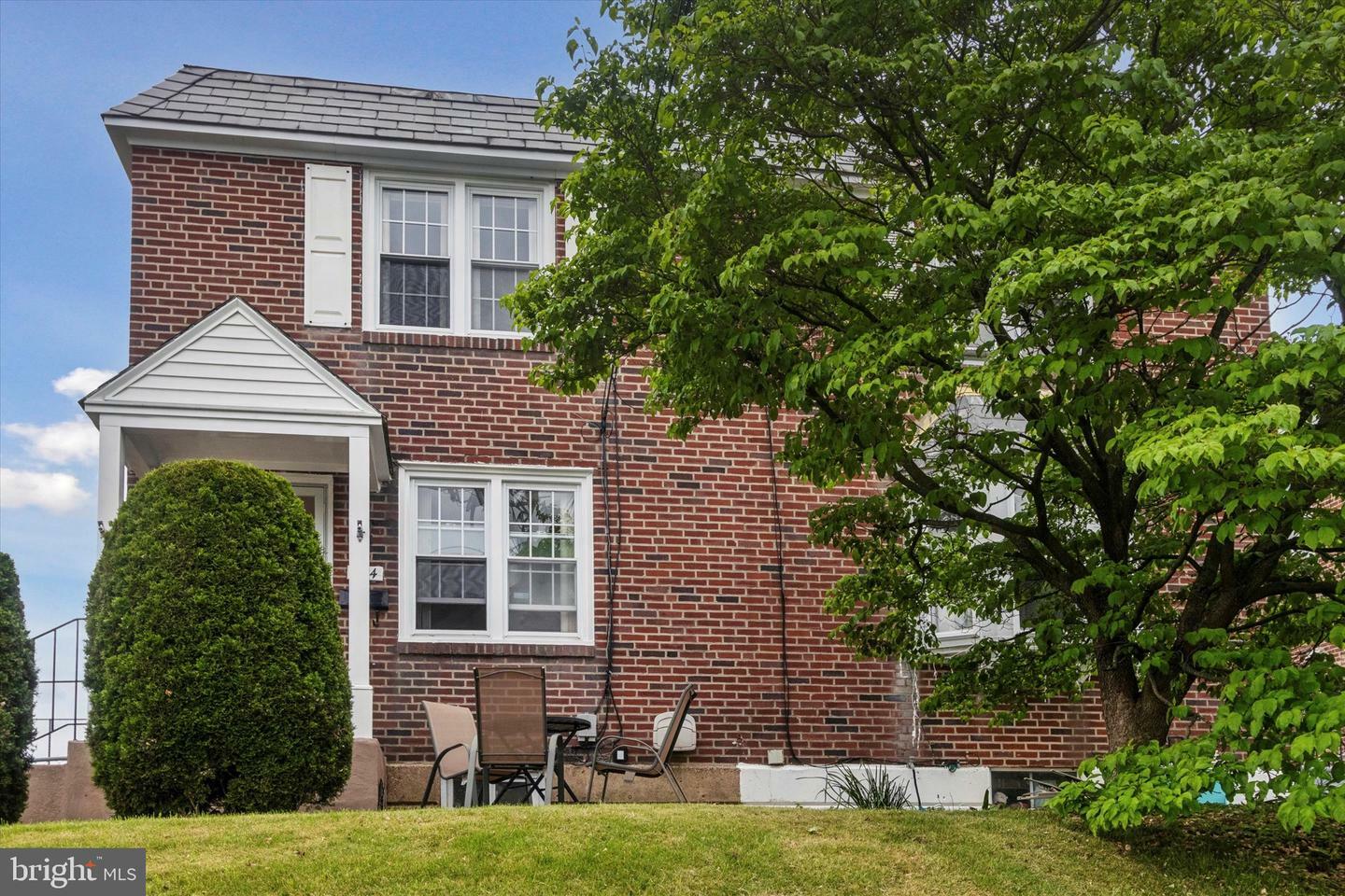 Property Photo: 924 Kenwood Road PA 19026