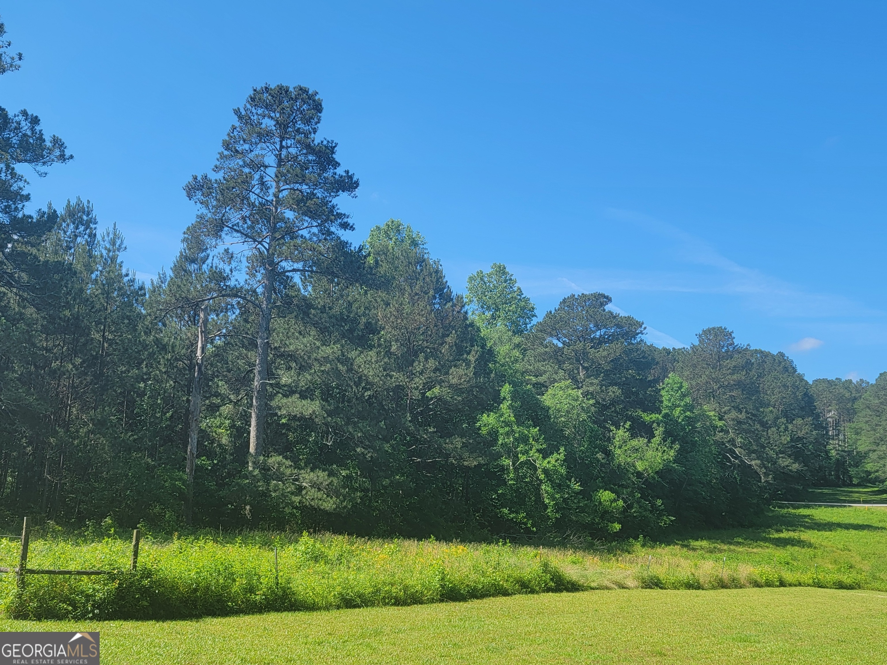 Property Photo:  120 Gum Creek Trail  GA 30054 