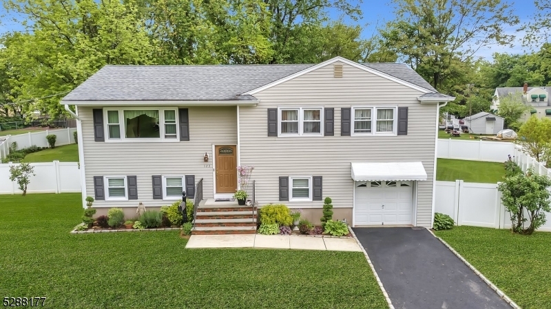 Property Photo: 123 Valley Brook Ct NJ 08846