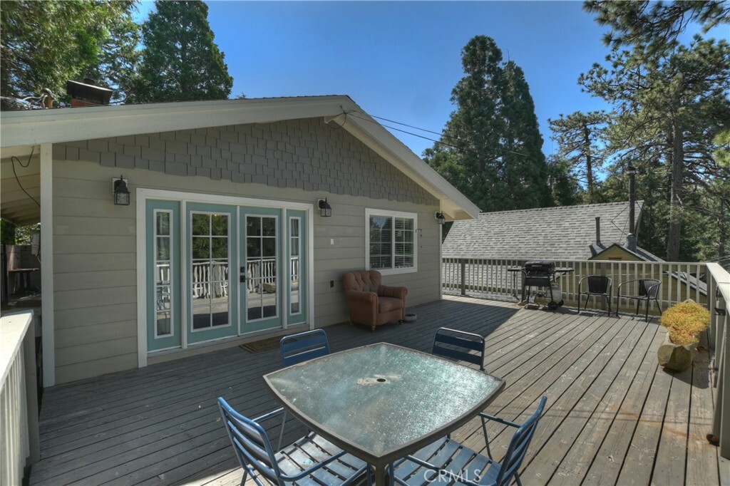 Property Photo: 897 Big Oak Road CA 92325