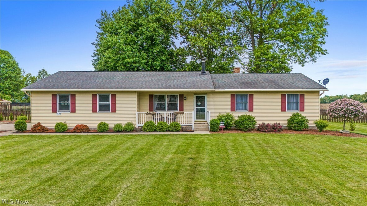 Property Photo:  9594 Guilford Road  OH 44273 