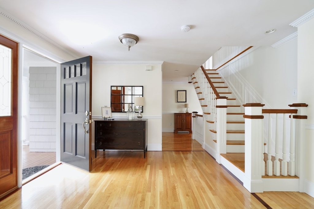 Property Photo: 86 Allen Farm Ln MA 01742