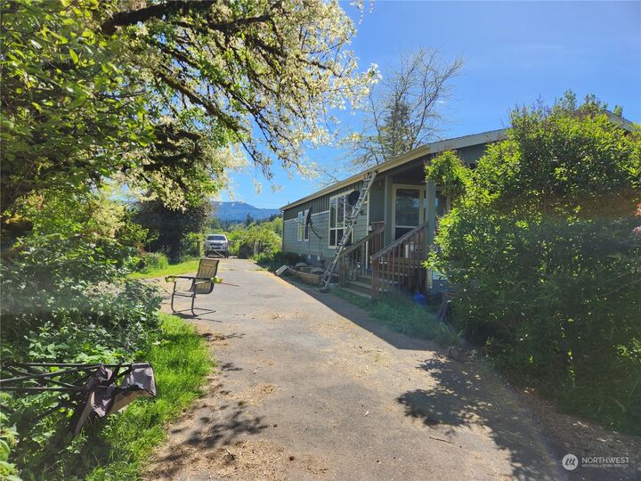 Property Photo: 104 Wildwood Road WA 98593