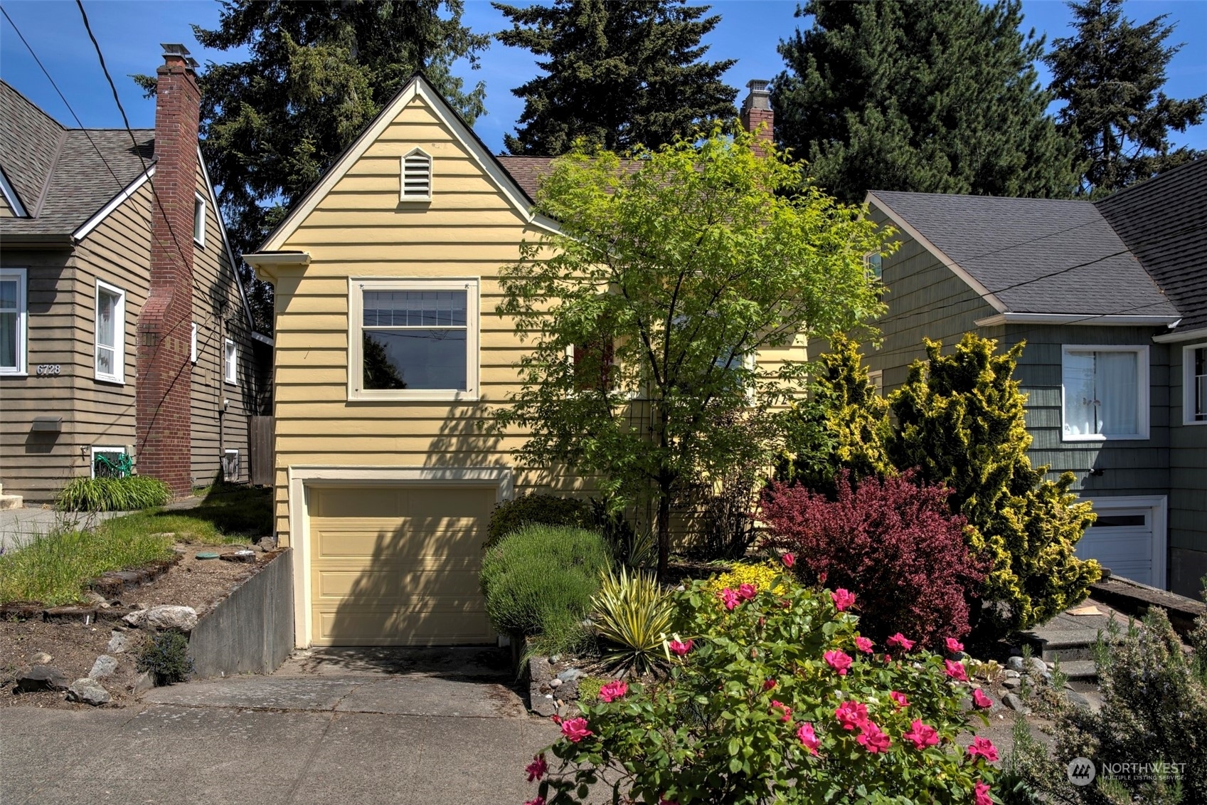 Property Photo:  6724 18th Avenue NW  WA 98117 