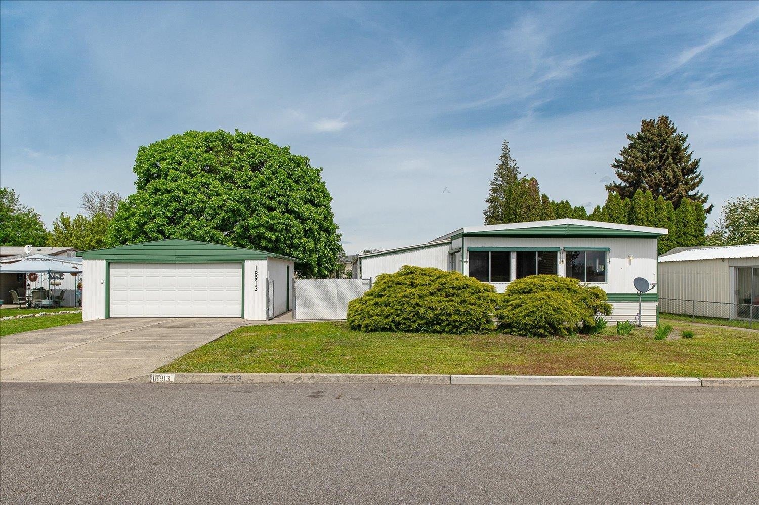 Property Photo:  18913 E Marlin Dr  WA 99027 