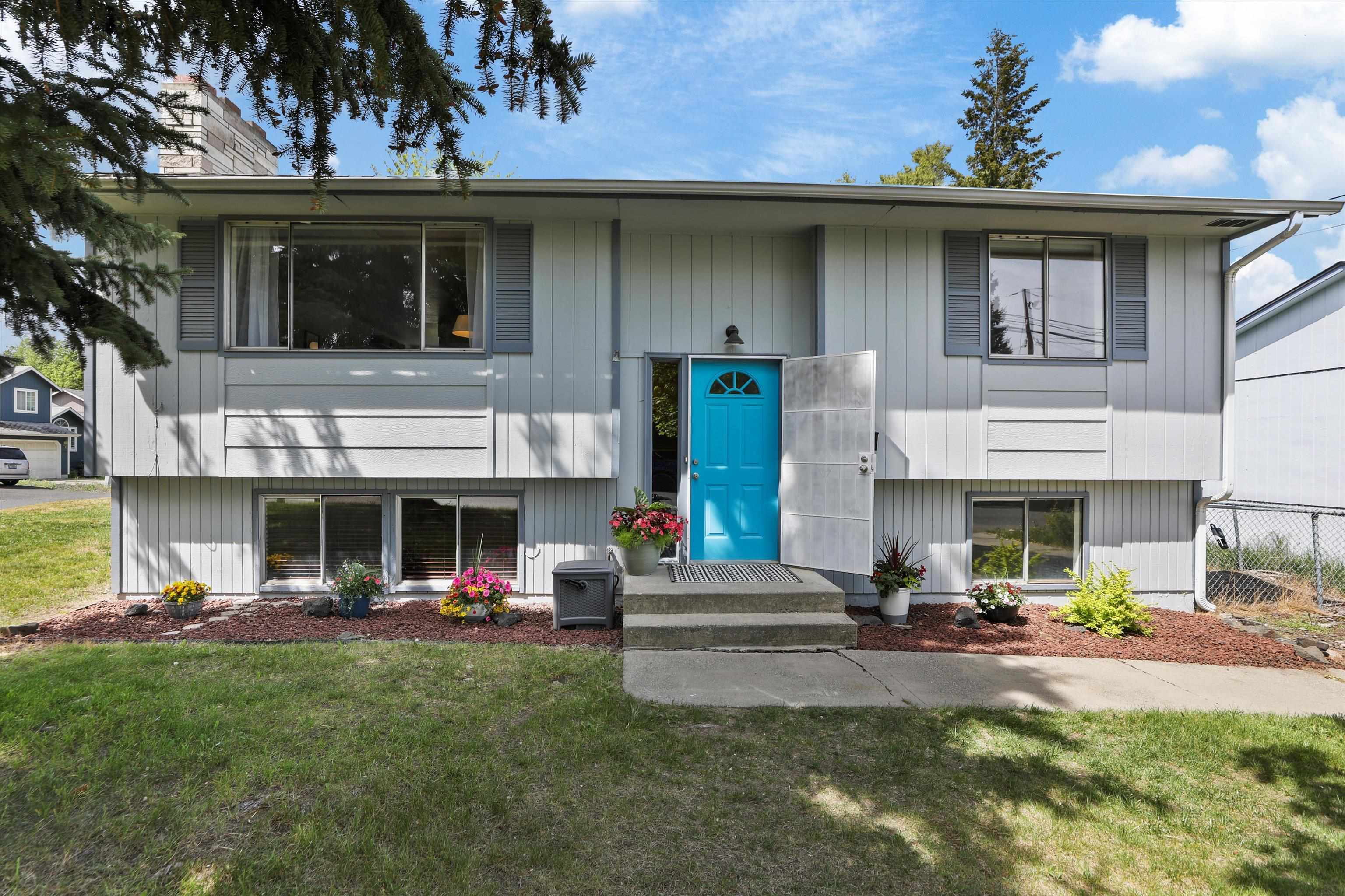 Property Photo:  2216 S Rebecca St  WA 99223 