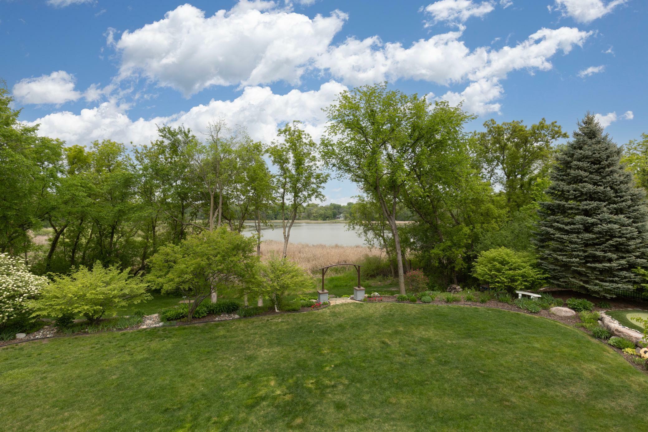 Property Photo:  8640 Kelzer Pond Drive  MN 55386 