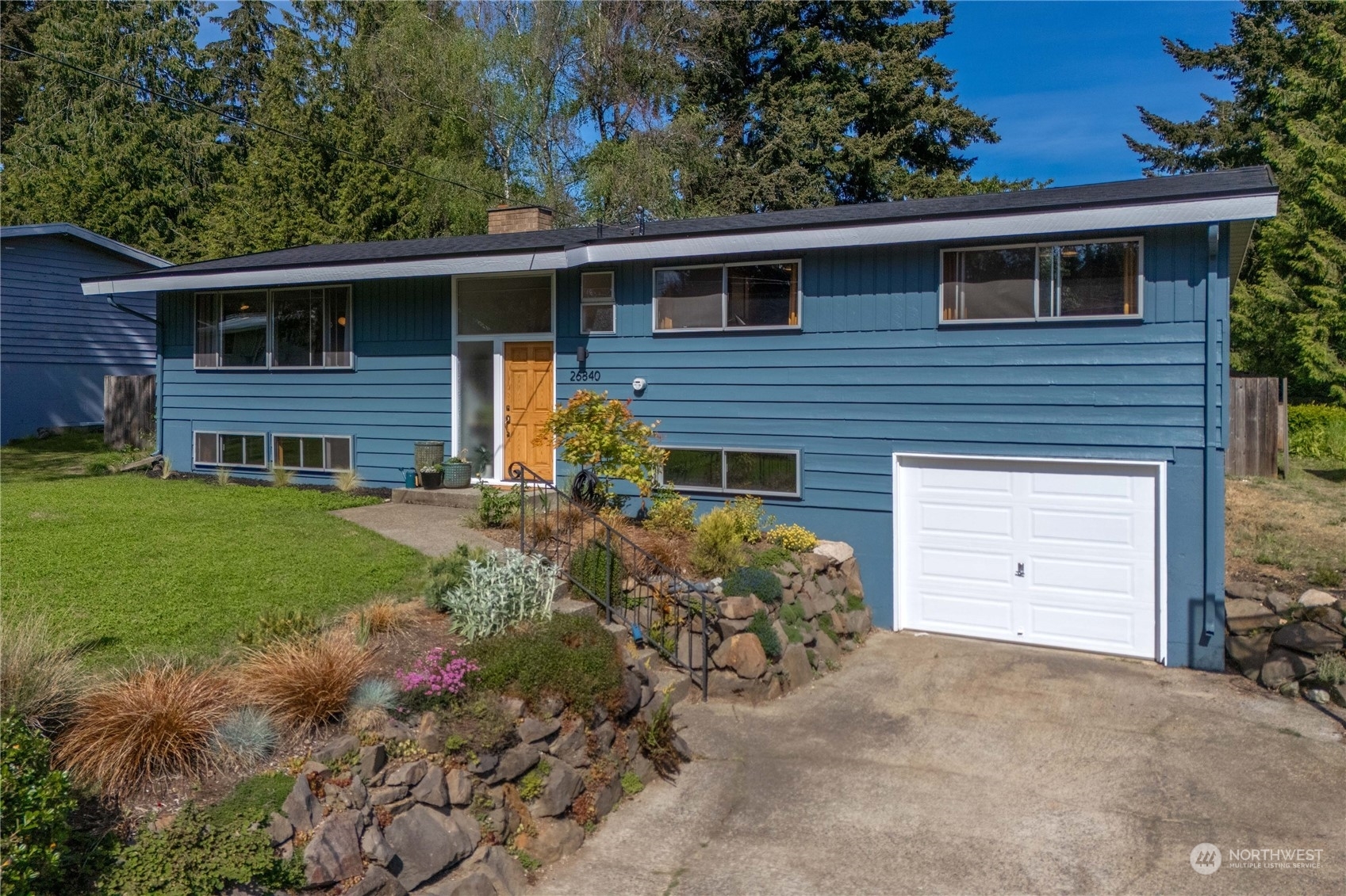 Property Photo:  26840 37th Avenue S  WA 98032 