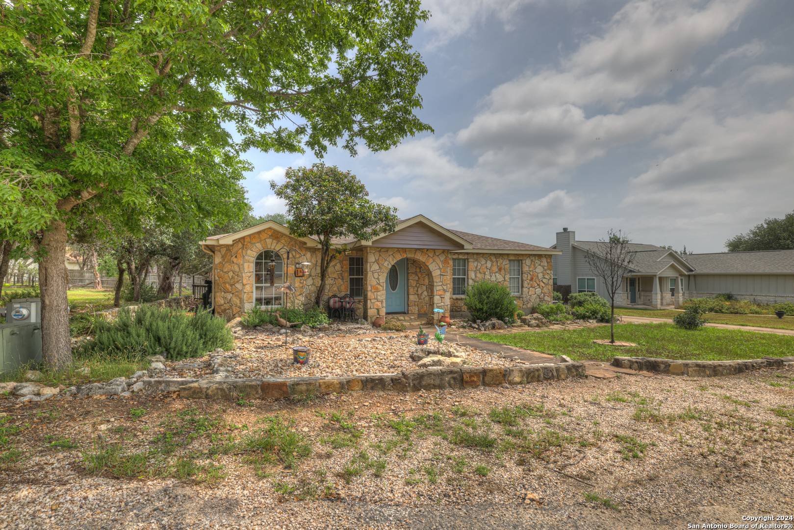 Property Photo:  9 Wood Hollow  TX 78676 