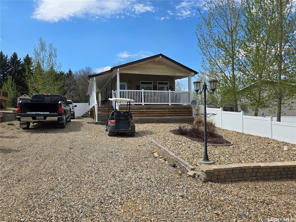 Property Photo:  33 Finch Crescent  SK S0H 2K0 