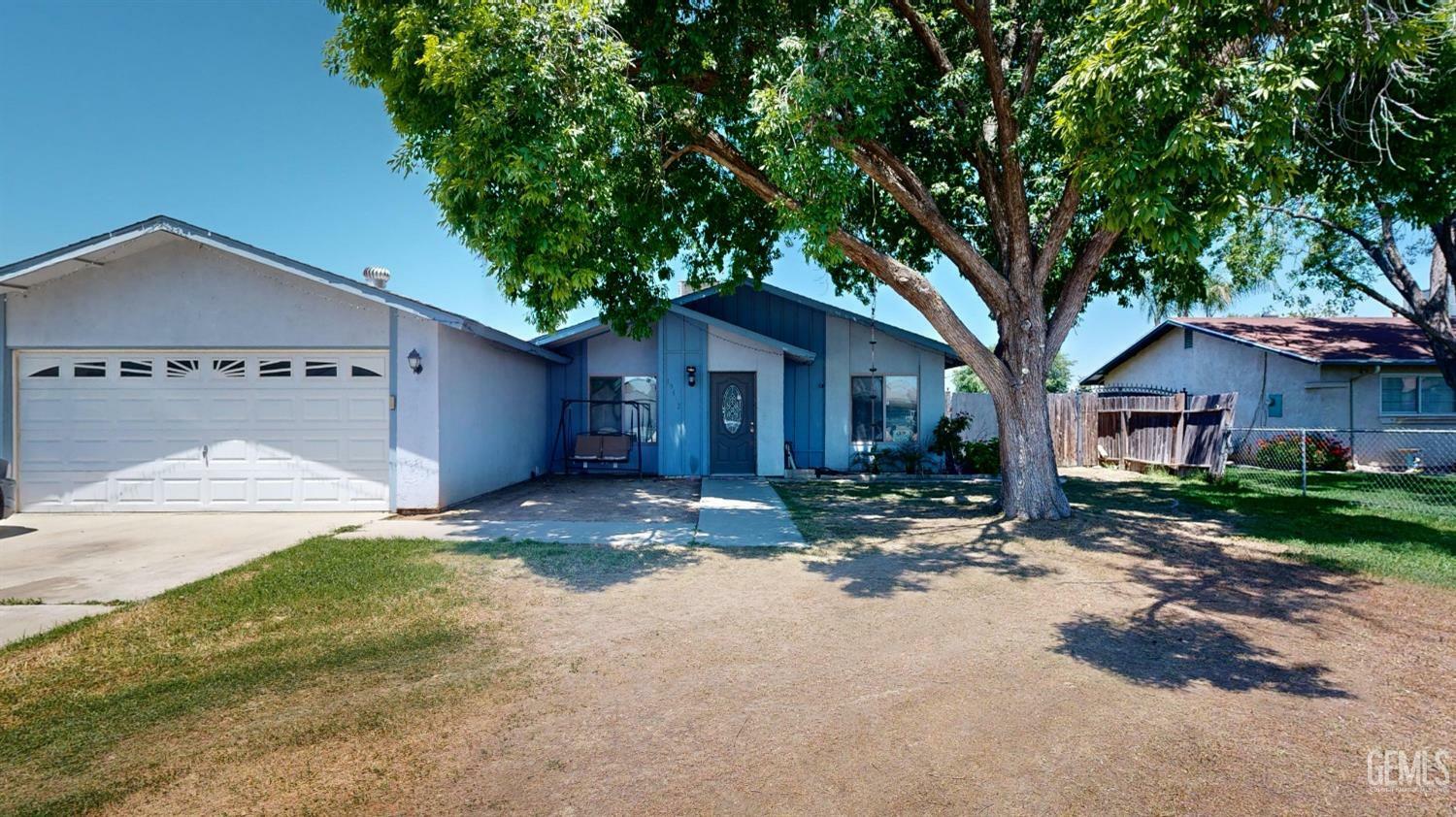 10612 Cave Avenue  Bakersfield CA 93312 photo