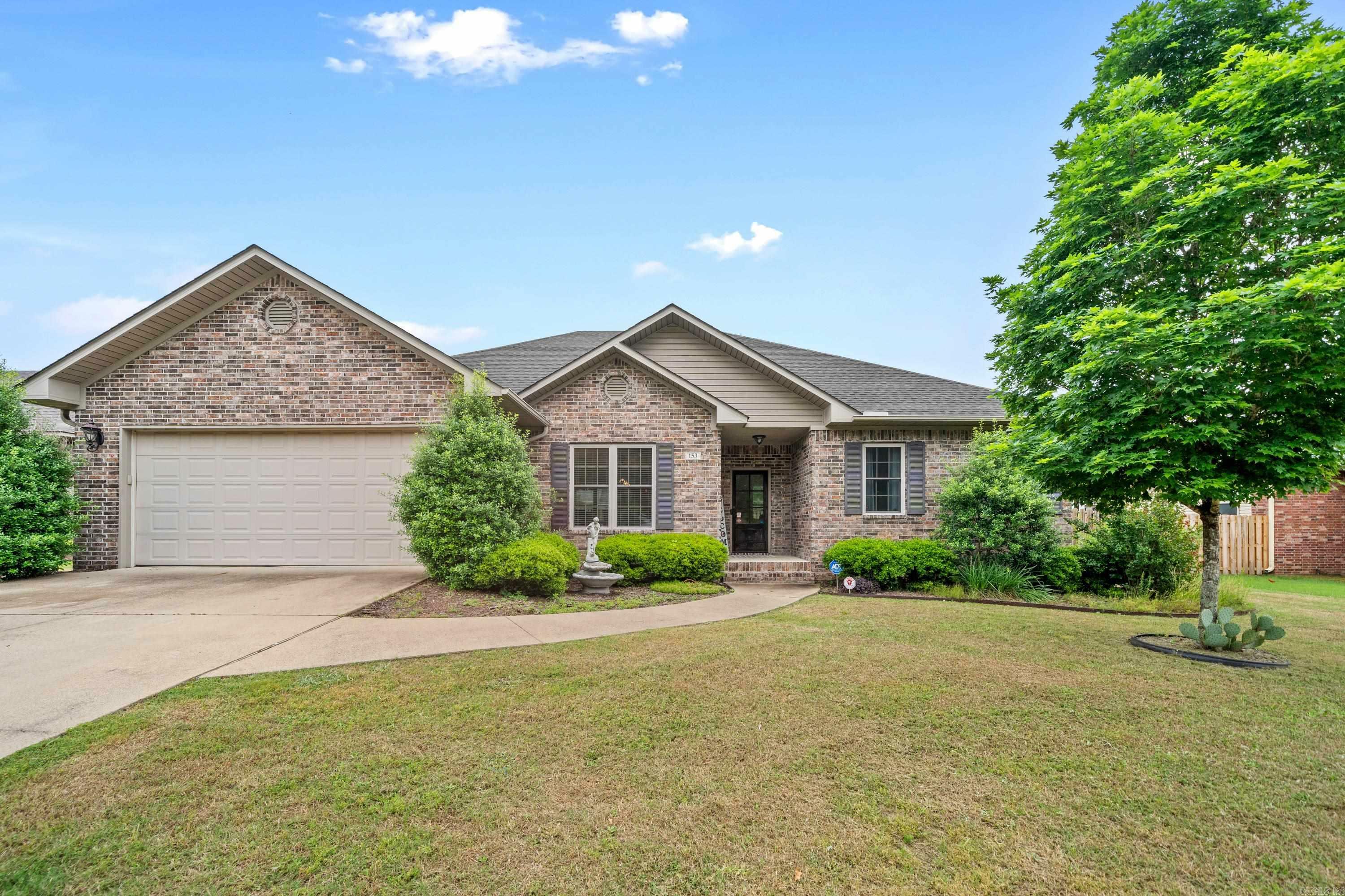 Property Photo:  153 Fox Chase Circle  AR 71901 